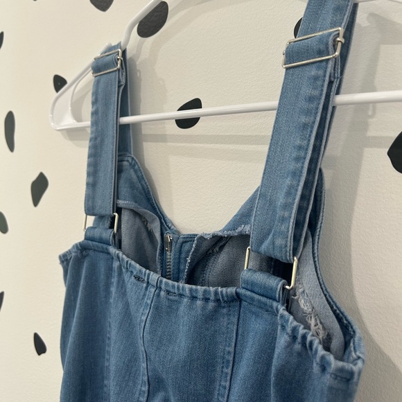 SEXY SMALL IRIS DENIM JUMPSUIT - Picture 6 of 10